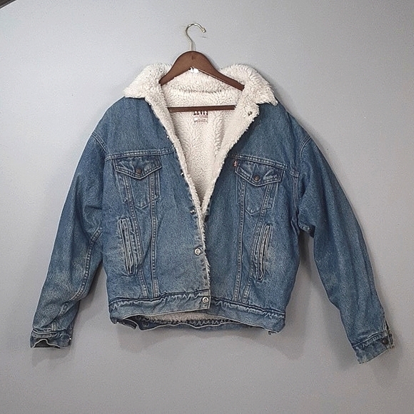 Levi's Blue Denim Jacket with White Sherpa - Picture 1 of 8
